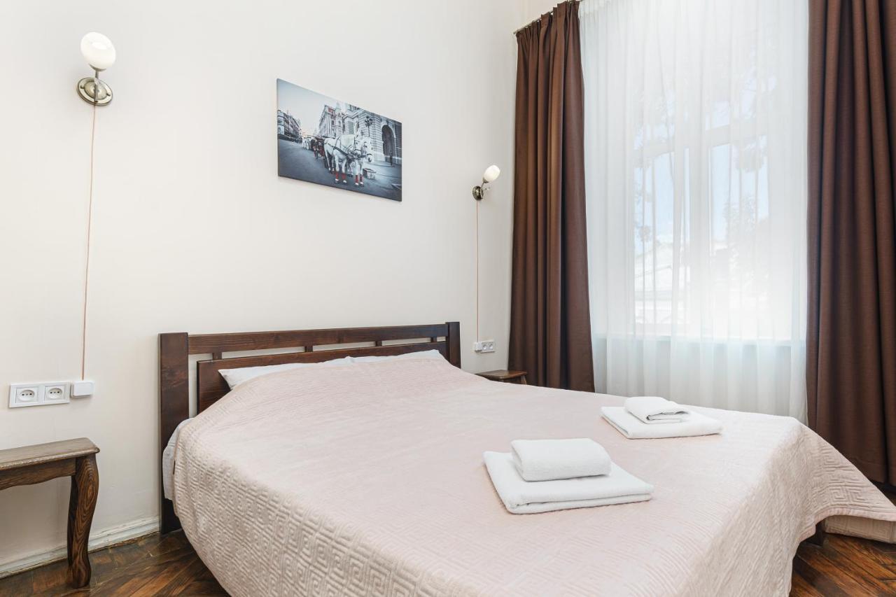 Nice Apartment In The City Center Odesa Exterior photo