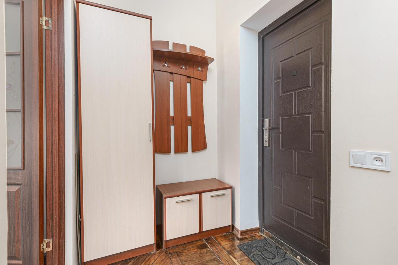 Nice Apartment In The City Center Odesa Exterior photo